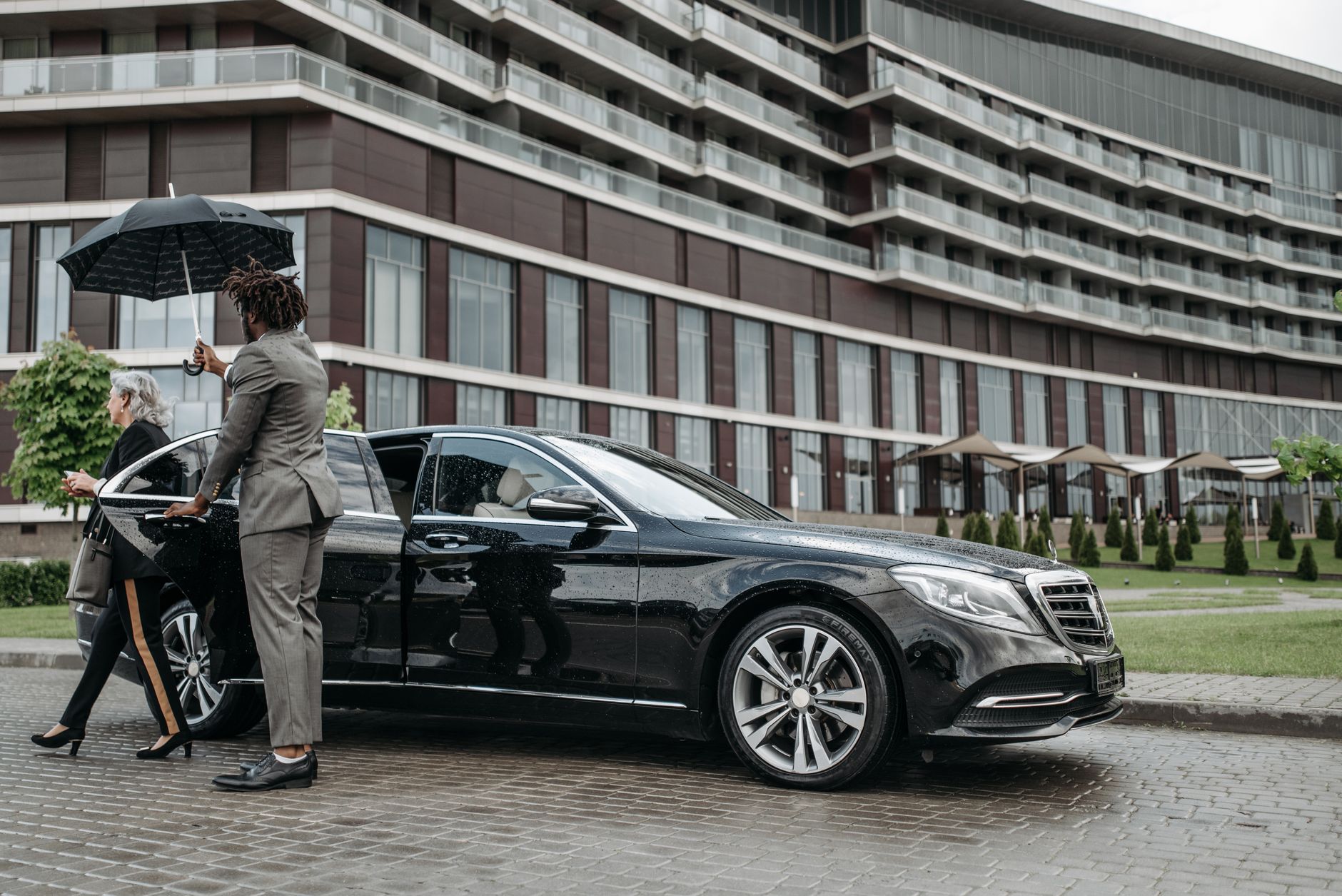 Chauffeur privé équipe à Quimper